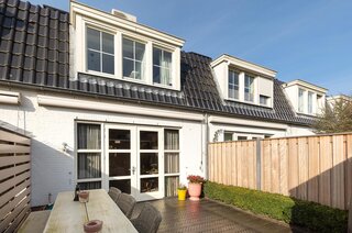 Maria Beshof 12 HILVERSUM