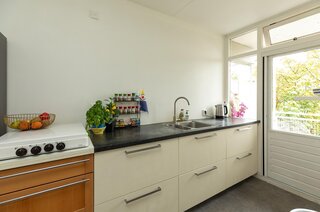 Groest 15 D HILVERSUM