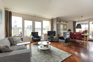 Veerstraat 33 A * HILVERSUM