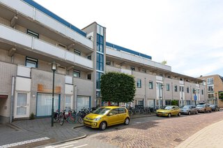 Veerstraat 33 A * HILVERSUM