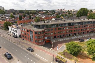 Dr. P.J.H. Cuypersplein 1 3 HILVERSUM