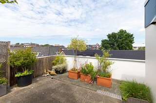 Veerstraat 33 A * HILVERSUM