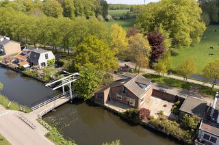 Zuidereinde 116 'S-GRAVELAND