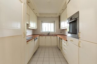 's-Gravelandseweg 86 70 HILVERSUM
