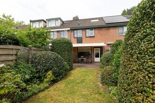 Lama 52 HUIZEN
