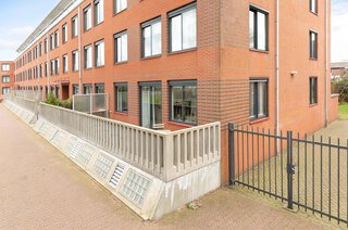 Dr. P.J.H. Cuypersplein 1 -9 HILVERSUM