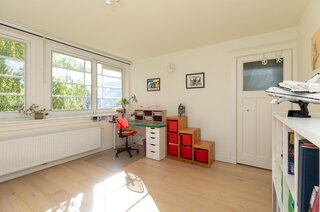 Dr. P.J.H. Cuypersplein 25 HILVERSUM