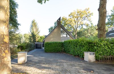 Eikbosserweg 185 HILVERSUM