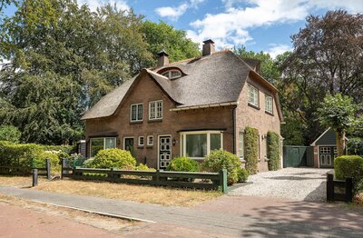 Larenseweg 226 HILVERSUM
