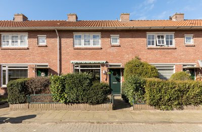 Adelaarstraat 27 HILVERSUM