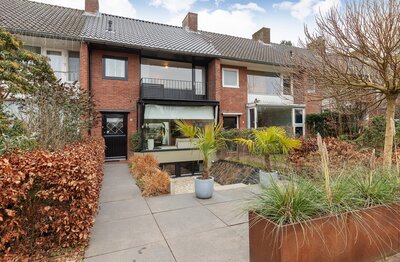 Loosdrechtseweg 121 HILVERSUM