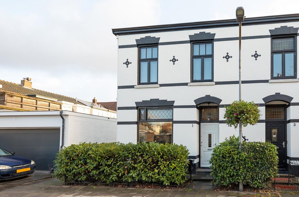 Pauwenstraat 1 HILVERSUM