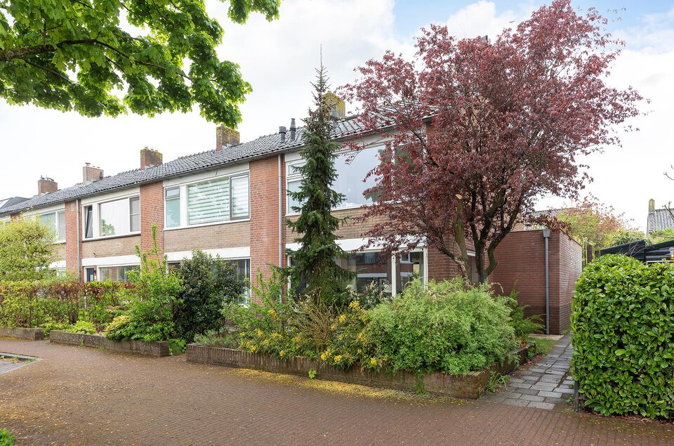 Antennestraat 18 HUIZEN