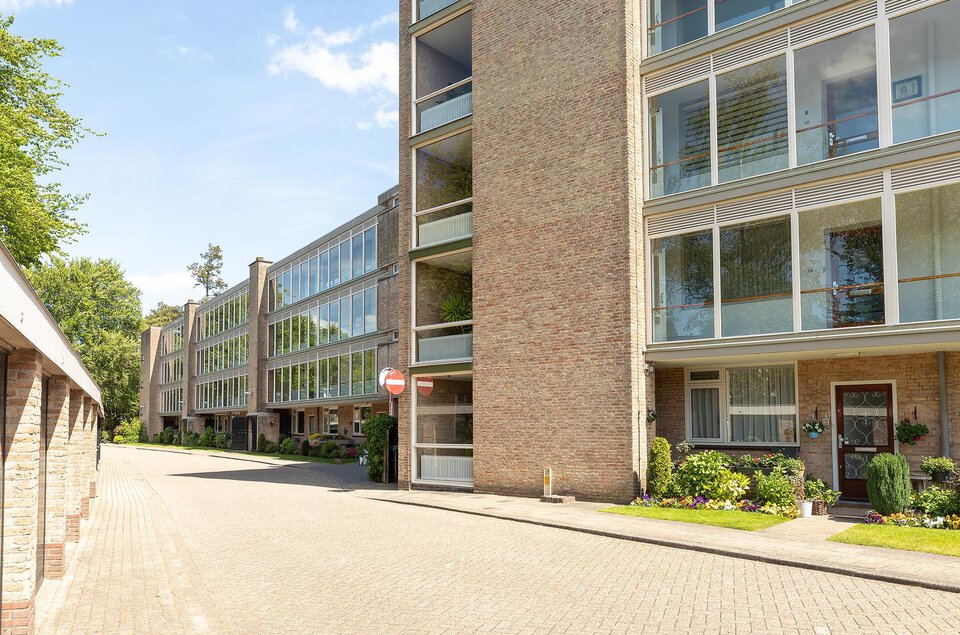 Utrechtseweg 26 -19 HILVERSUM
