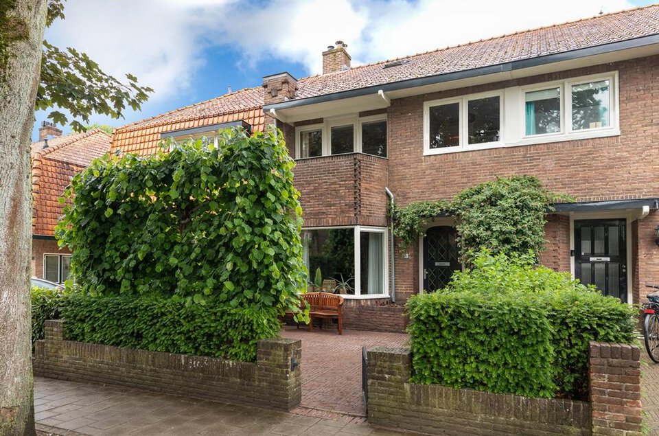 Oude Loosdrechtseweg 24 HILVERSUM