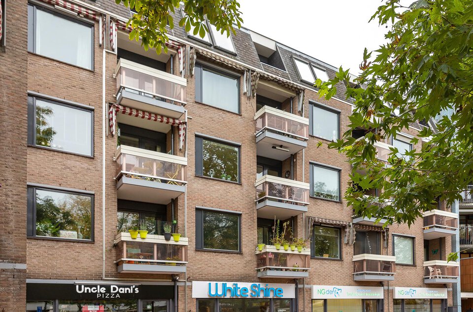 Groest 73 -24 HILVERSUM