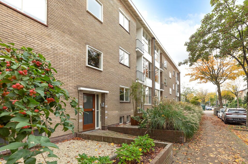 Oude Loosdrechtseweg 143 HILVERSUM