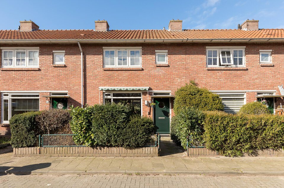 Adelaarstraat 27 HILVERSUM