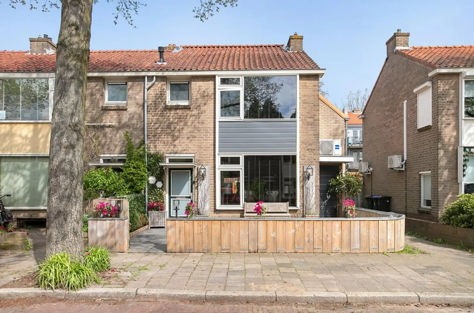 Van Nijenrodestraat 50 HILVERSUM