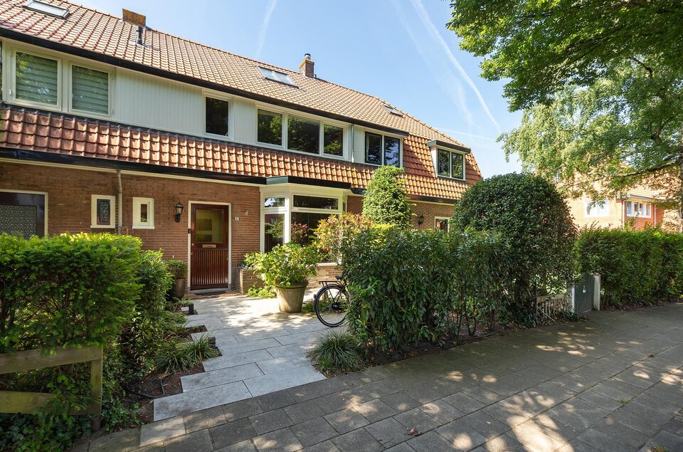 Van Oldenbarneveltlaan 47 HILVERSUM