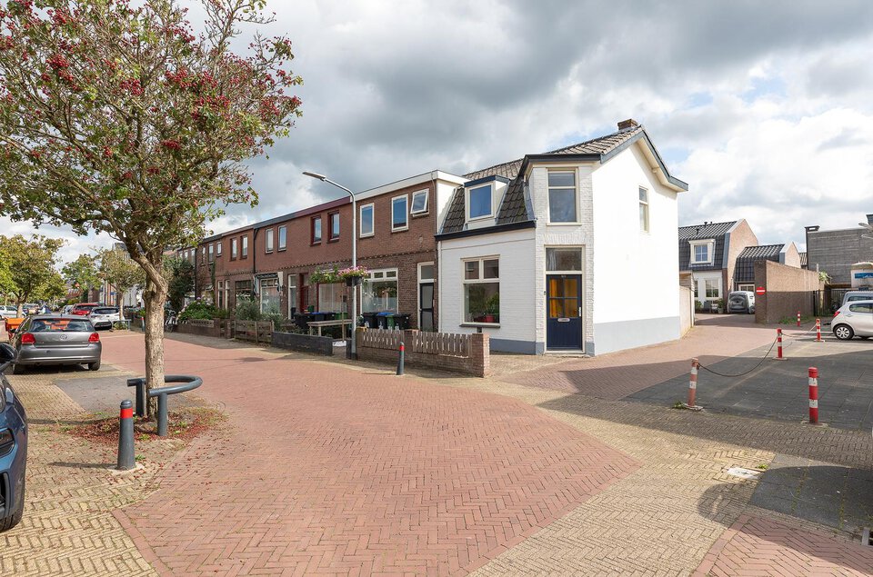 Hoge Larenseweg 102 HILVERSUM