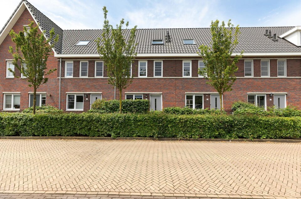 Dolf van der Lindenstraat 23 HILVERSUM