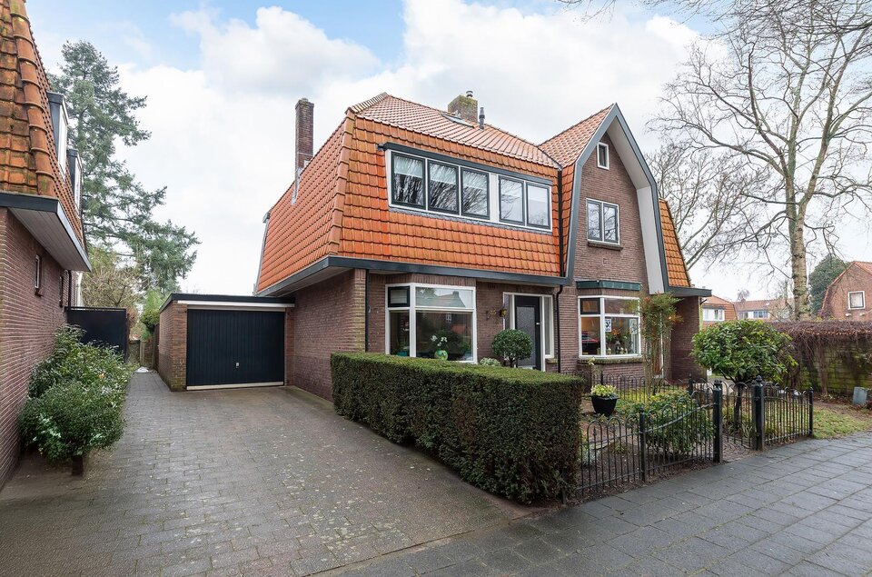 Van Oldenbarneveltlaan 35 HILVERSUM